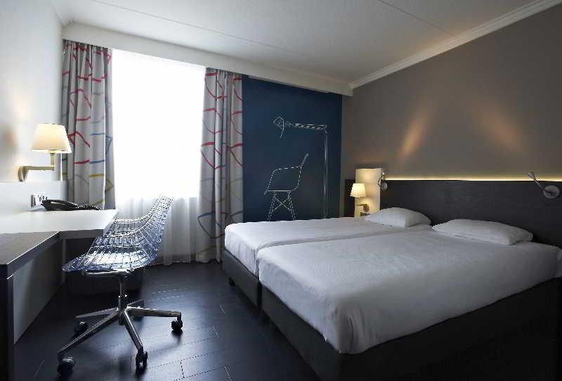Postillion Hotel Deventer Exterior photo